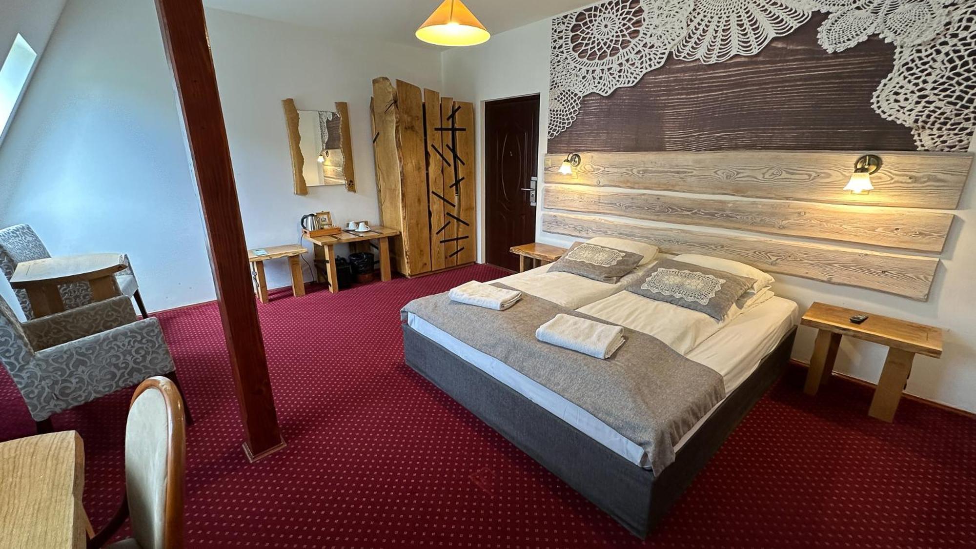 Hotel Dwor Wapowice Esterno foto