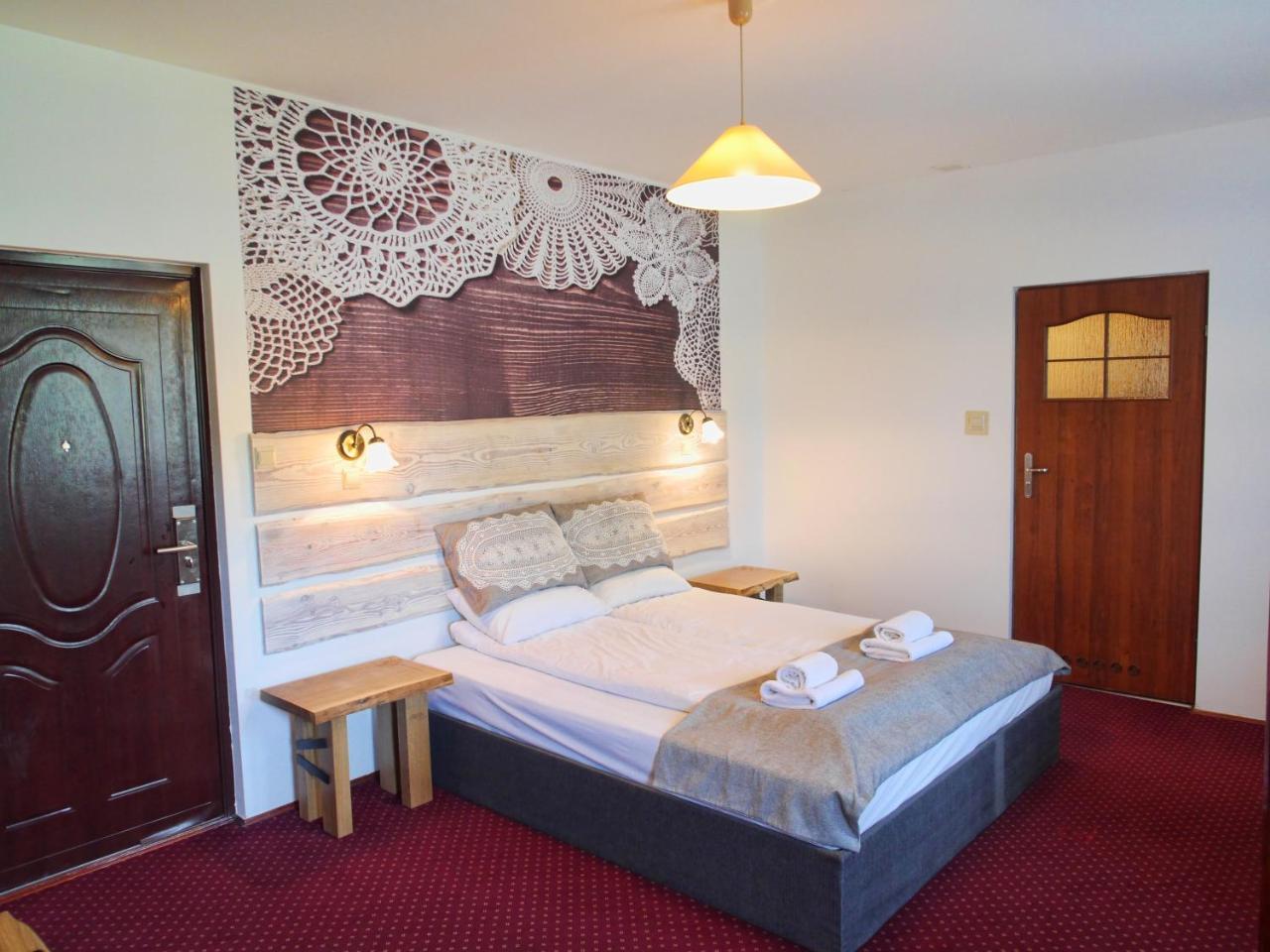Hotel Dwor Wapowice Esterno foto