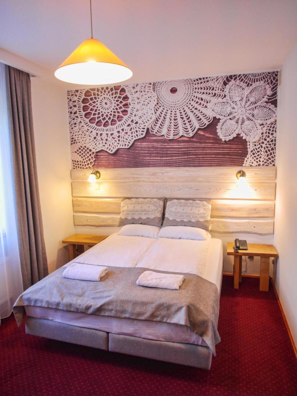 Hotel Dwor Wapowice Esterno foto