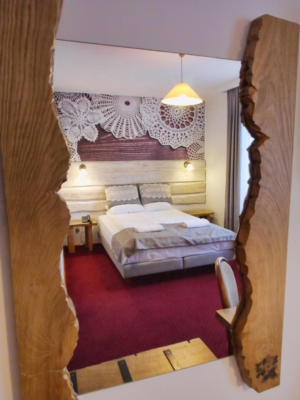 Hotel Dwor Wapowice Esterno foto